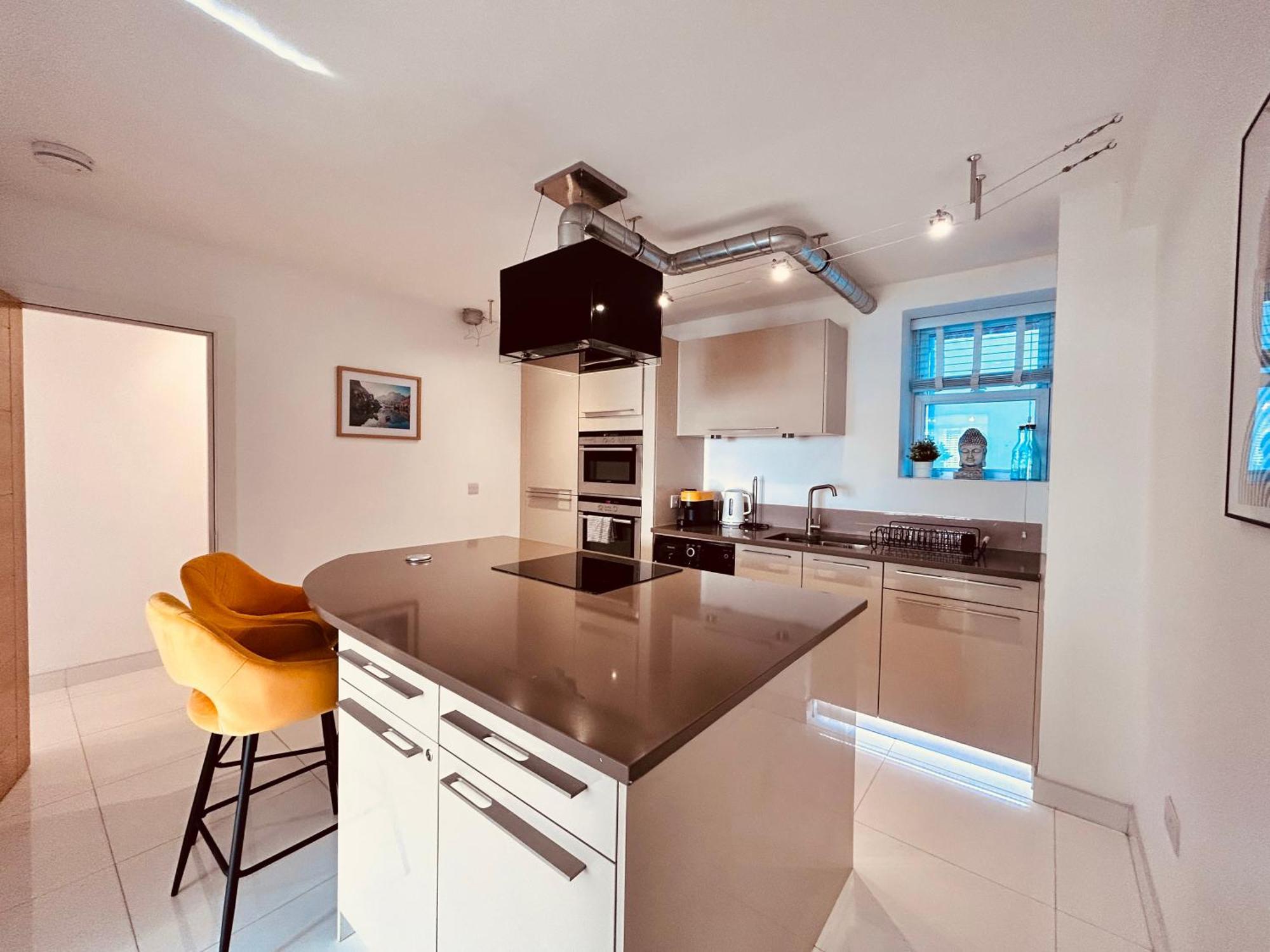 Stunning Spacious B.Apt. Slps.4 Londra Esterno foto