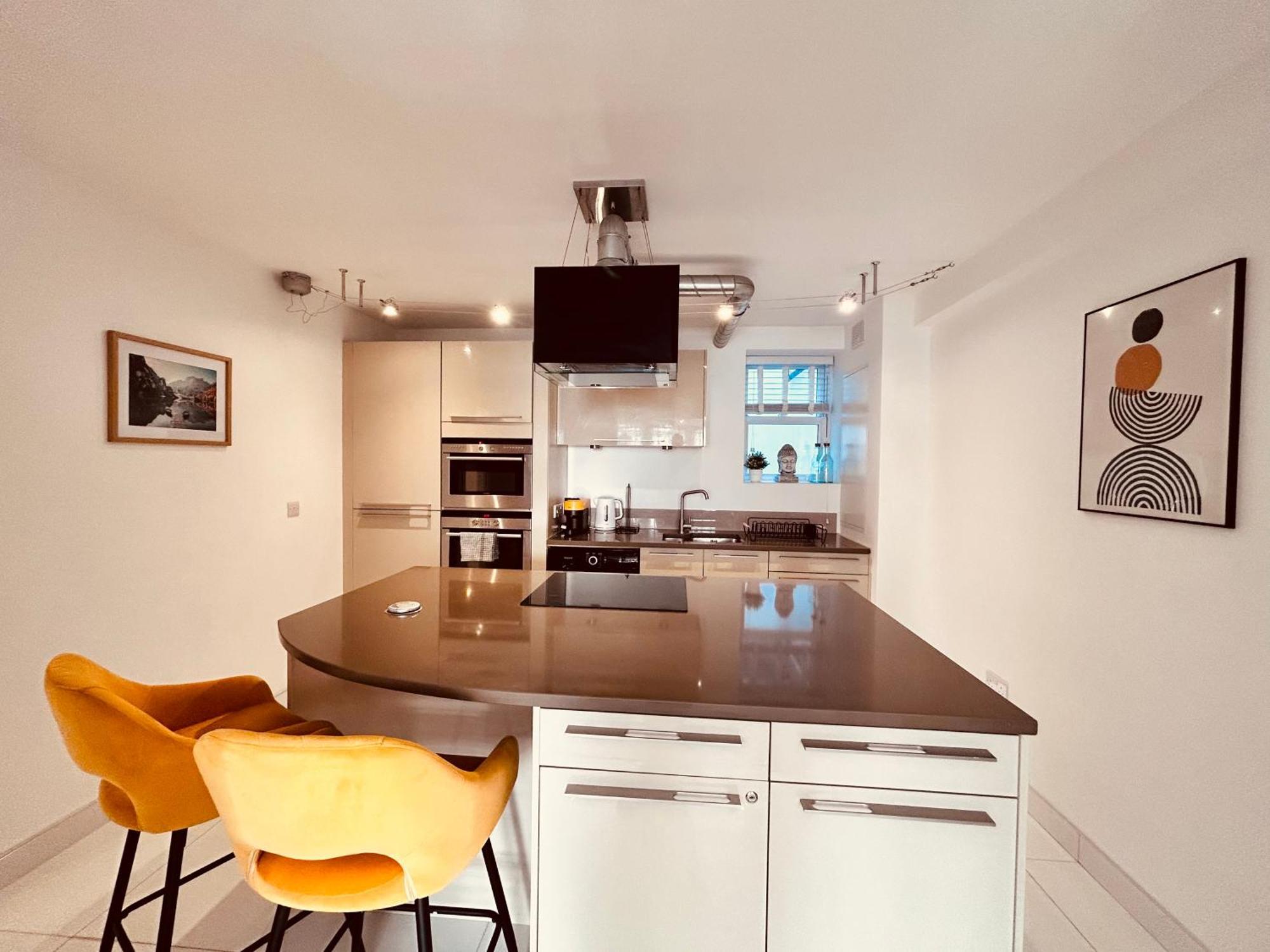 Stunning Spacious B.Apt. Slps.4 Londra Esterno foto