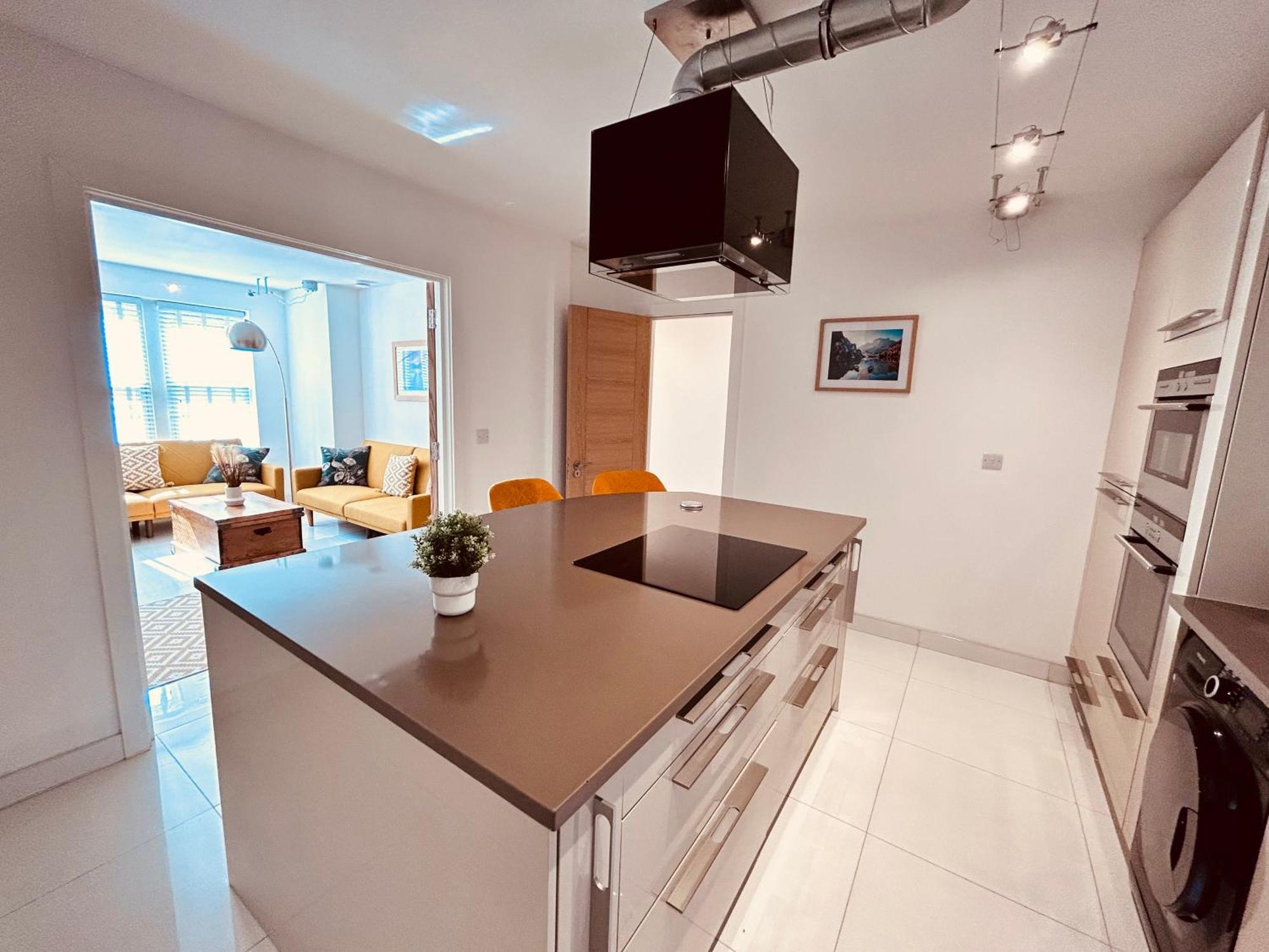 Stunning Spacious B.Apt. Slps.4 Londra Esterno foto